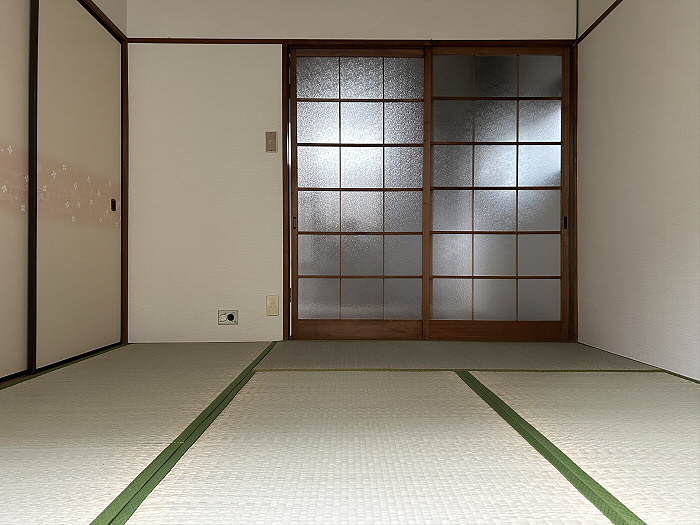ヴィライズミの和室|柔らかい畳が心地よい和室