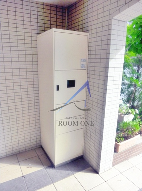 パーシモン千石のその他共用部分|宅配ボックスです。