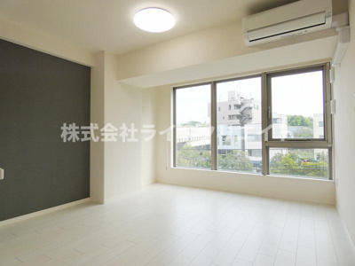 【居間・リビング】 | Grand Bell Malle