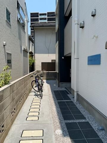 大山西町レジデンスのエントランス