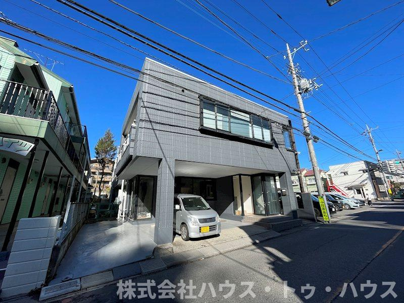 ReDEAL北小金の外観