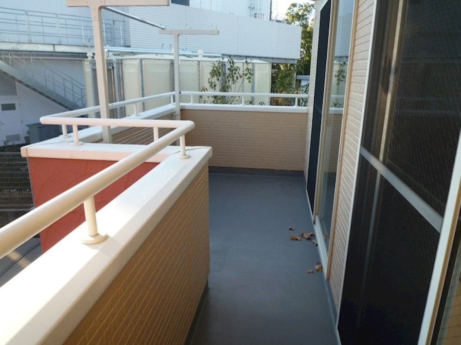 エレガント・ヴァラュアブルのバルコニー