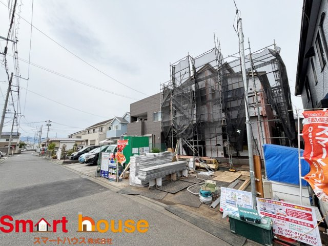 相模原市南区麻溝台　新築1棟の前面道路含む現地写真
