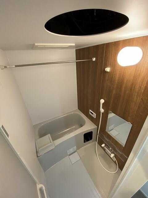 V-room夏見の浴室