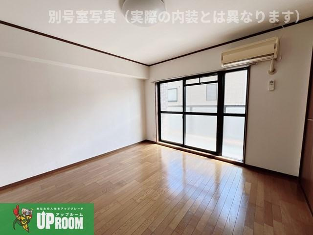 プレミールの居間・リビング