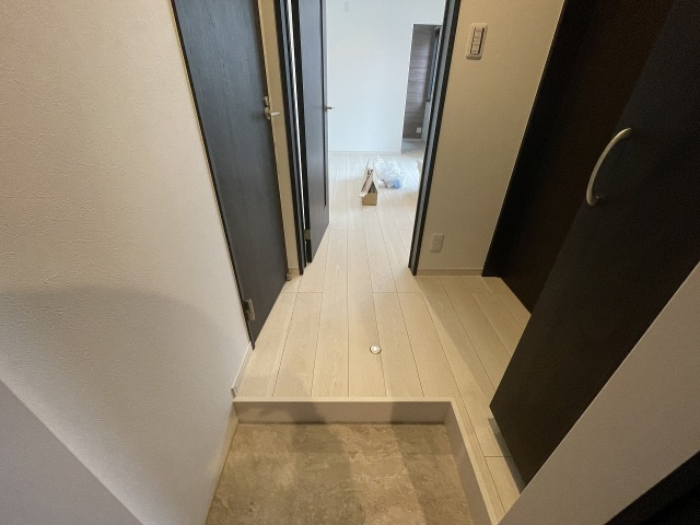 ＧＲＡＮＤＴＩＣ　Ｌ３　国富の玄関