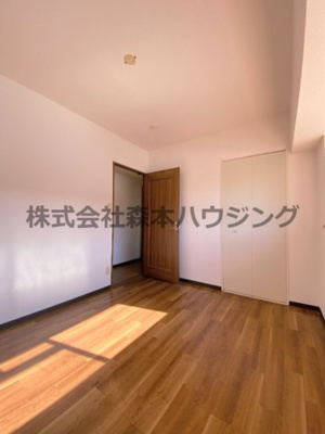 【洋室】 | 　グレイシィーK・Y | 広々とした洋室です