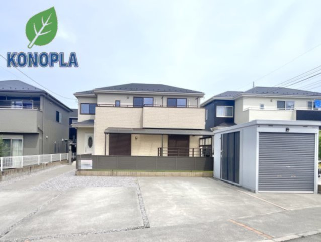 【中古戸建】藤岡市小林の外観|■外観｜ここから始まる「日常」はご家族にとってかけがえのない時間となります。少しでも豊かに、快適に。