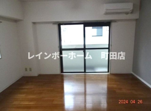 ビッグヴァンステイツ伊勢佐木南第２※初期費用分割あと払いサービス利用可能物件の居間・リビング
