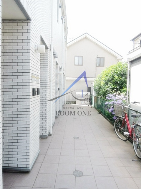 オリーブコートのエントランス|エントランスです。