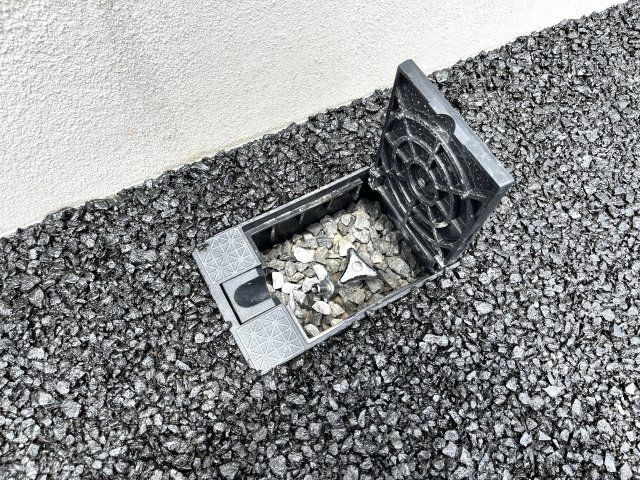【庭】 | 仲介手数料無料！須恵小学校に通える新築戸建　山陽小野田市南竜王町　第１－３号棟　クレイドルガーデン　アーネストワン | 駐車場には散水栓も付いています。