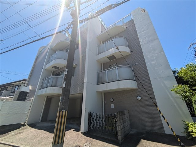 パインコート浜芦屋の外観