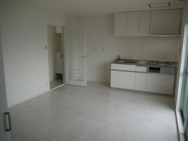 パインコート浜芦屋の居間・リビング