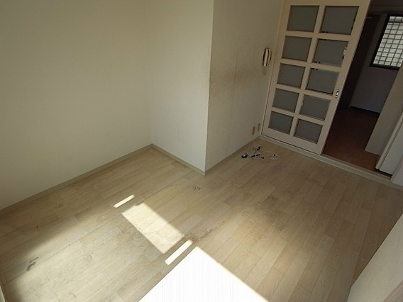 シンプルライフ六甲の居間・リビング