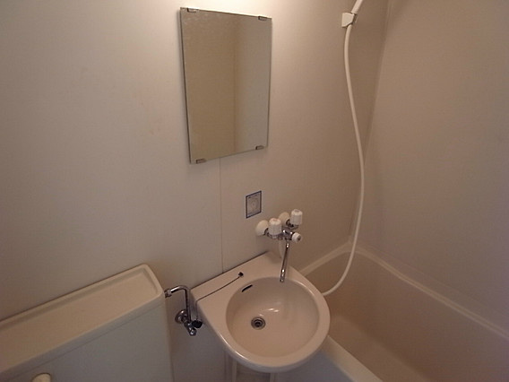 シンプルライフ六甲の洗面所