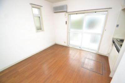 ストークハイツ・マヤの洋室