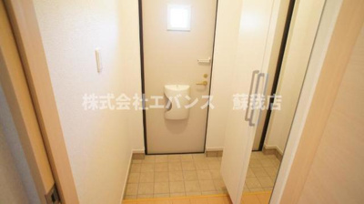 【玄関】 | ブローテB | シンプルで使いやすい玄関です