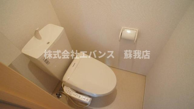 【トイレ】 | ブローテB | トイレです
