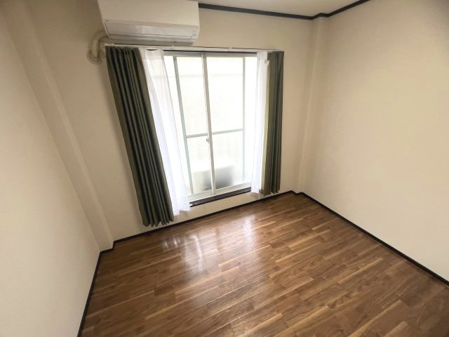 甲南山手ハイツの居間・リビング