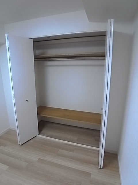 グランパレ苦楽園の収納