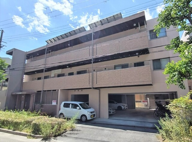 ジュネス甲東弐番館の外観