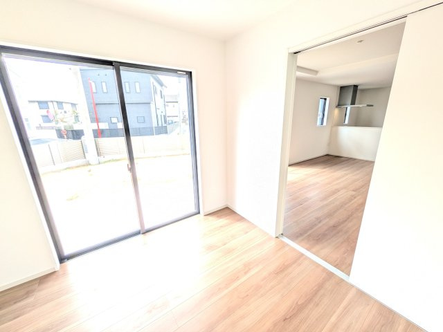 水戸市元吉田町　14期　新築戸建て　3号棟の洋室