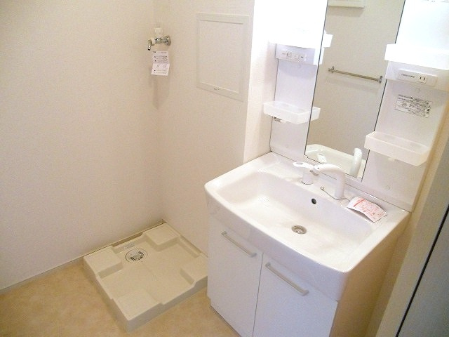 カーサ　セレーノの独立洗面台