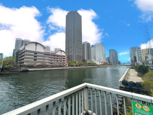 晴海アイランドトリトンスクエアビュータワーのバルコニー