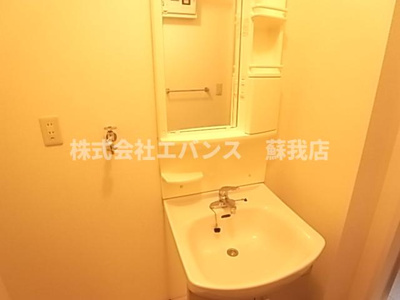 【洗面所】 | リヴェール・アイ Ⅰ | 使いやすい洗面所です