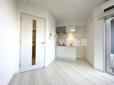 【居間・リビング】 | リライア大森 | 居間です