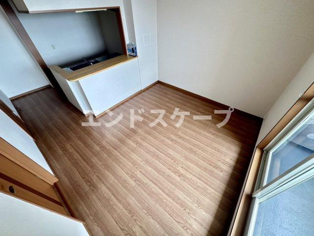 エクセルハイムの居間・リビング|高崎、前橋のお部屋探しはエンドスケープまで！お客様の理想お聞かせ下さい♪