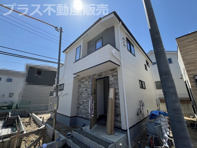 【外観】 | 福岡市早良区重留1丁目5期　3号棟（全4棟）【仲介手数料無料・0円】 | 現地写真。プラス不動産販売なら、現場の全ての棟をまとめてご見学頂けます。