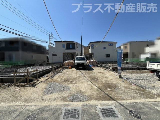 【玄関】 | 福岡市早良区重留1丁目5期　3号棟（全4棟）【仲介手数料無料・0円】 | 施工例。施工例は完成時と異なる場合があります。