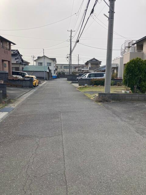 富士市西柏原新田の売地|前面道路（富士市道） 