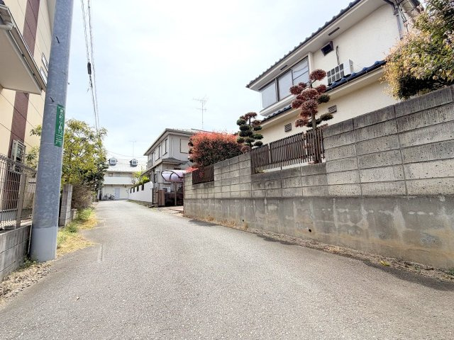 国分寺市東元町2丁目　建築条件付き売地の周辺|古屋付き時の現地写真！更地で２区画になります。