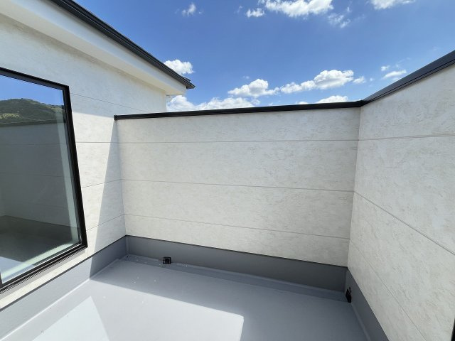 【バルコニー】 | 福岡市早良区重留1丁目5期　4号棟（全4棟）【仲介手数料無料・0円】 | 施工例。施工例は完成時と異なる場合があります。