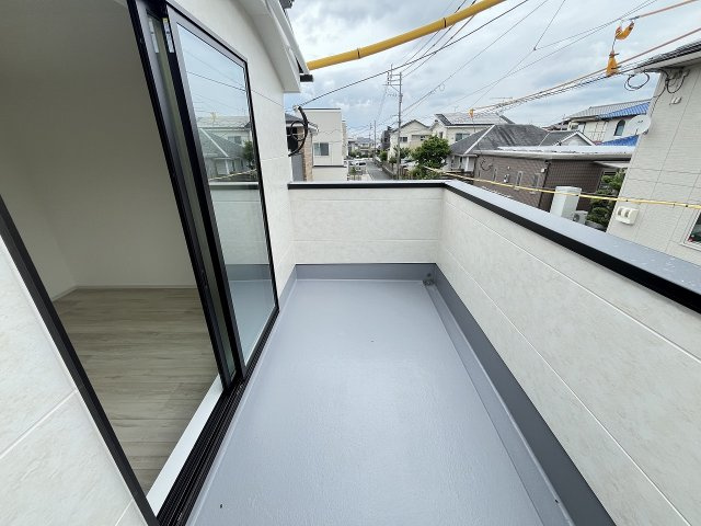 【バルコニー】 | 福岡市早良区重留1丁目5期　4号棟（全4棟）【仲介手数料無料・0円】 | 現地写真。