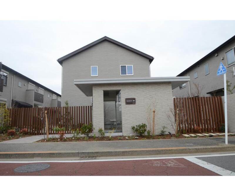 フォレストメゾン聖蹟 C棟の外観