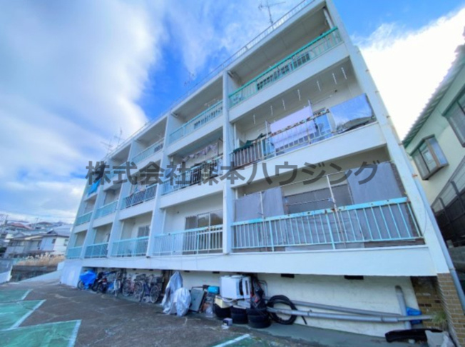 【外観】 | 　マンション花園 | 外観です