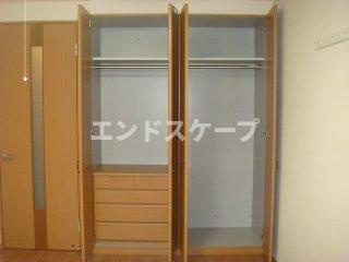クレシアの収納|クローゼット
高崎、前橋のお部屋探しはエンドスケープまで！お客様の理想お聞かせ下さい♪