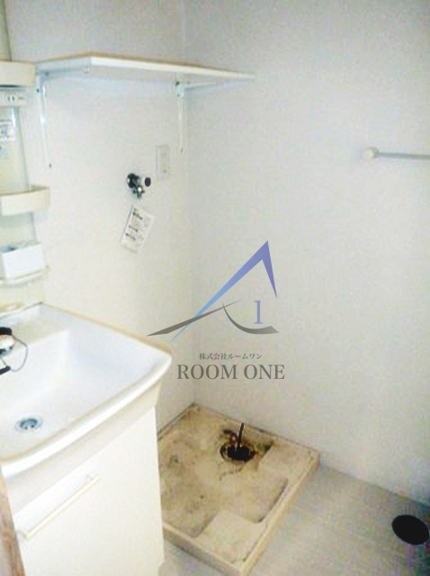 パーシモン千石の設備|洗濯機置き場です。