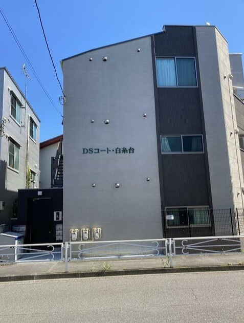 ＤＳコート白糸台のエントランス