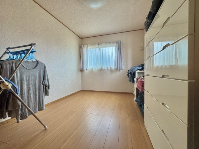 龍ヶ崎市白羽中古戸建の洋室