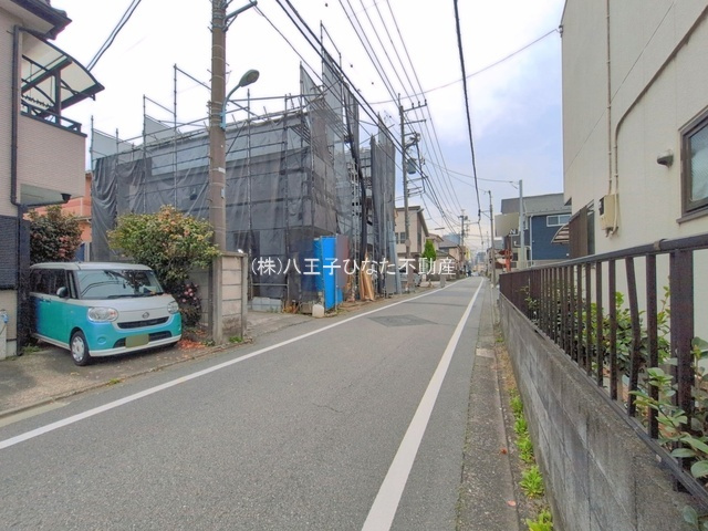 『八王子市新築戸建て』八王子市元横山町1-25-8【仲介手数料無料】の前面道路含む現地写真|～仲介手数料無料☆八王子ひなた不動産～八王子市元横山町　新築戸建て