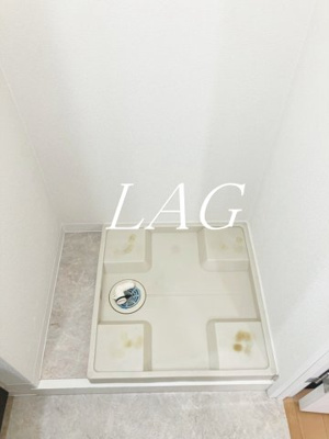 【設備】 | フィオリーシェ東浅草 | 室内洗濯機置き場です。