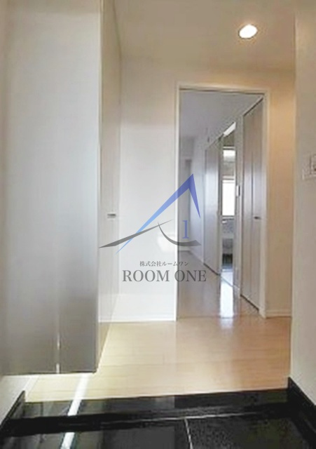 エルエーロゴス両国の玄関|玄関です。