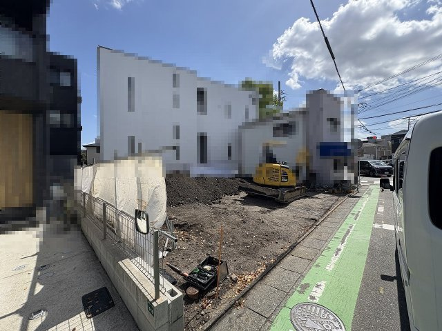 【その他】 | 福岡市博多区那珂1丁目1期　1号棟（全2棟）【仲介手数料無料・0円】 | 現地写真。前面道路です。