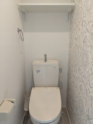 セブンシーズン栄生のトイレ