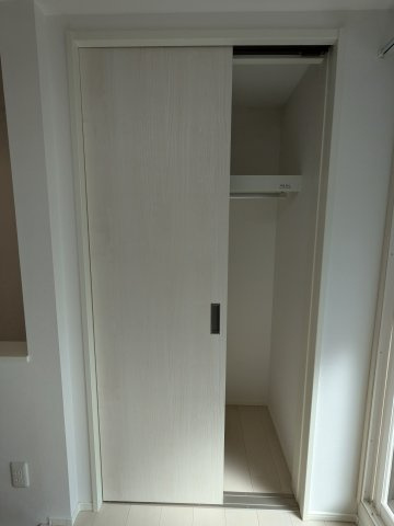 セブンシーズン栄生の収納|クローゼット