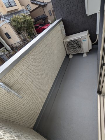 セブンシーズン栄生のバルコニー